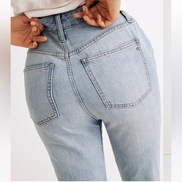 Madewell The Petite Curvy Perfect Vintage Jean in Fitzgerald Wash - Picture 2 of 16